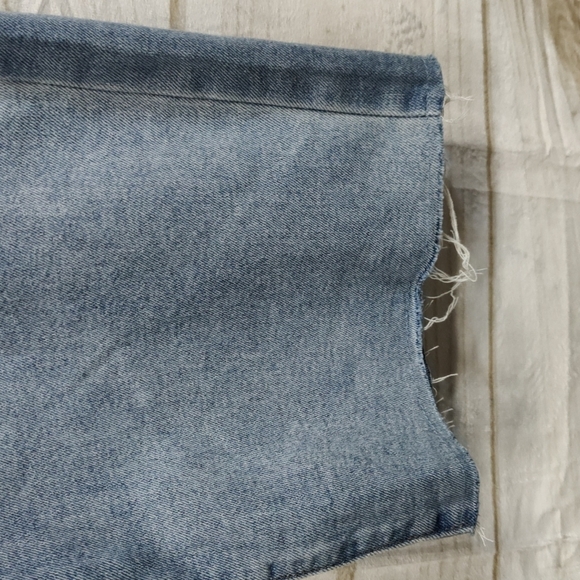 sonoma High Rise Straight Crop Jeans Lighter Wash, Size 10 - Picture 6 of 13